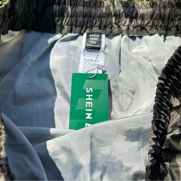 NWT SHEIN curve 1x adjustable length skirt - Picture 5 of 6